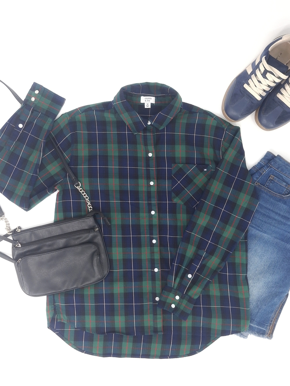 ✨Crown & Ivy Green & Navy Tartan Plaid Button Down Shirt Size Medium✨